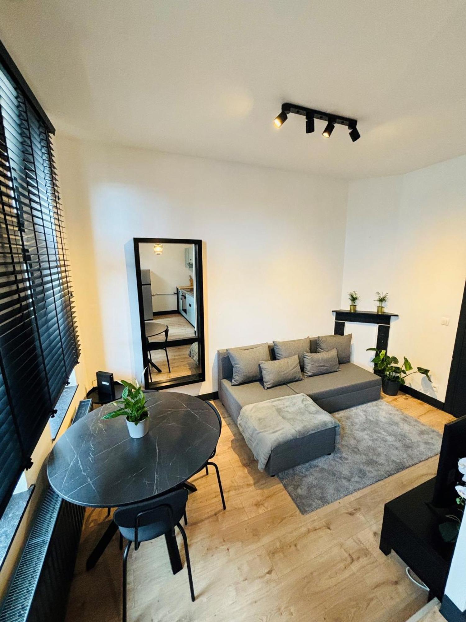 Appartement Cosy Liege Station Exteriér fotografie